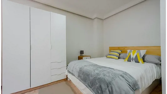 Rooms in Madrid Retiro - photo 2