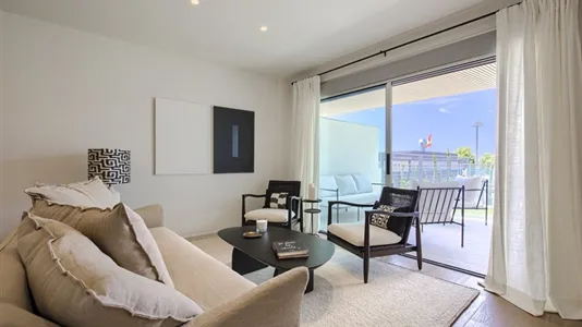 Houses in Boadilla del Monte - photo 4