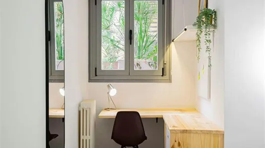 Rooms in Madrid Centro - photo 5