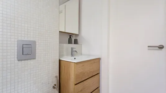 Apartments in Barcelona Eixample - photo 10