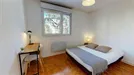 Room for rent, Lyon, Auvergne-Rhône-Alpes, &lt;span class=&quot;blurred street&quot; onclick=&quot;ProcessAdRequest(10005595)&quot;&gt;&lt;span class=&quot;hint&quot;&gt;See streetname&lt;/span&gt;[xxxxxxxxxxxxx]&lt;/span&gt;