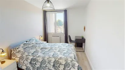 Room for rent in Grenoble, Auvergne-Rhône-Alpes