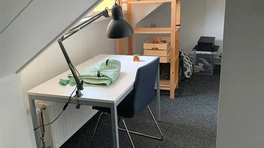 Rooms in Emmen - photo 4