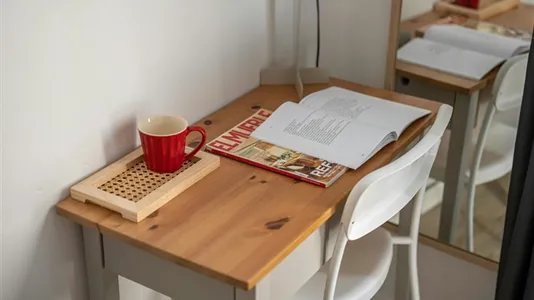 Rooms in Barcelona Ciutat Vella - photo 4