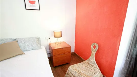 Rooms in Barcelona Eixample - photo 4