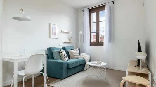 Apartments in Barcelona Ciutat Vella - photo 2