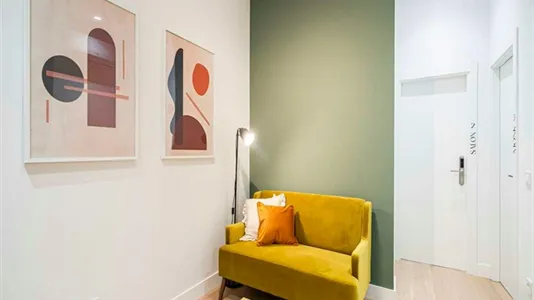 Rooms in Madrid Centro - photo 10