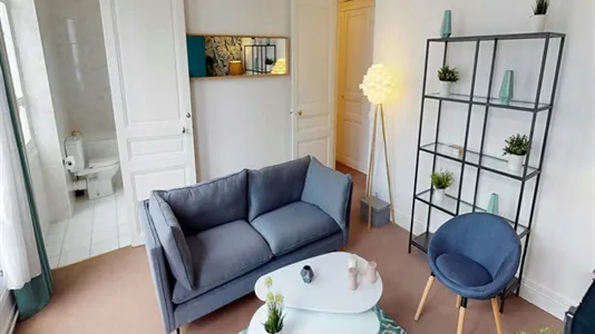 Rooms in Paris 17ème arrondissement - photo 7