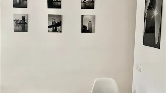 Rooms in Málaga - photo 4