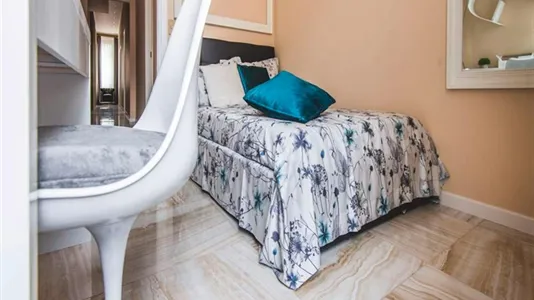 Rooms in Milano Zona 2 - Stazione Centrale, Gorla, Turro, Greco, Crescenzago - photo 4