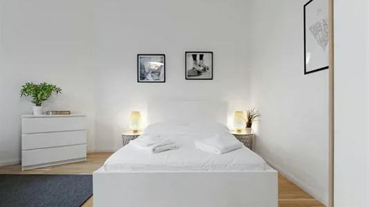 Apartments in Berlin Mitte - photo 3