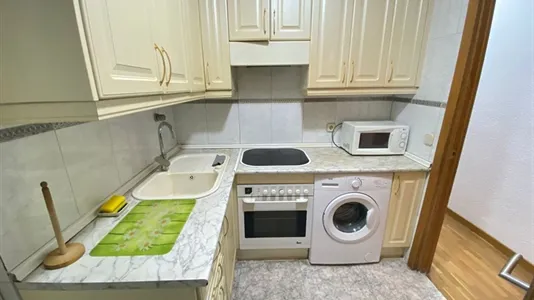 Rooms in Madrid Carabanchel - photo 10