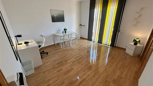 Rooms in L'Hospitalet de Llobregat - photo 3