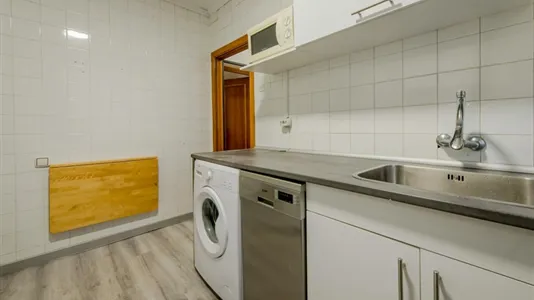 Rooms in Madrid ChamartĂn - photo 9