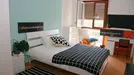 Room for rent, Turin, Piemonte, &lt;span class=&quot;blurred street&quot; onclick=&quot;ProcessAdRequest(12157202)&quot;&gt;&lt;span class=&quot;hint&quot;&gt;See streetname&lt;/span&gt;[xxxxxxxxxxxxx]&lt;/span&gt;