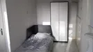 Room for rent, Rotterdam, &lt;span class=&quot;blurred street&quot; onclick=&quot;ProcessAdRequest(7740905)&quot;&gt;&lt;span class=&quot;hint&quot;&gt;See streetname&lt;/span&gt;[xxxxxxxxxxxxx]&lt;/span&gt;