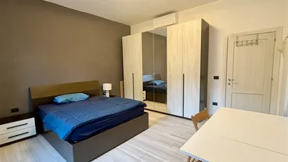 Room for rent in Casalecchio di Reno, Emilia-Romagna