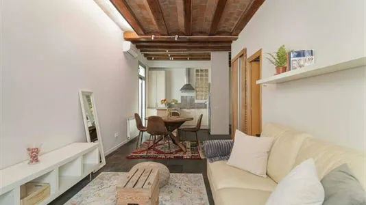 Apartments in Barcelona Ciutat Vella - photo 3