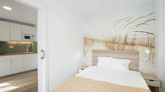 Apartments in Los Claveles - photo 1