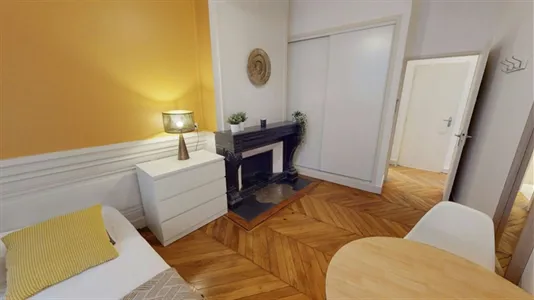 Rooms in Lyon - photo 1
