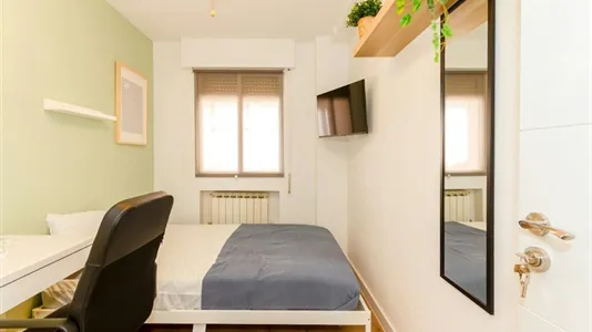 Rooms in Alcalá de Henares - photo 2