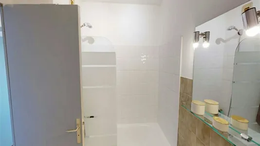 Rooms in Lyon - photo 6