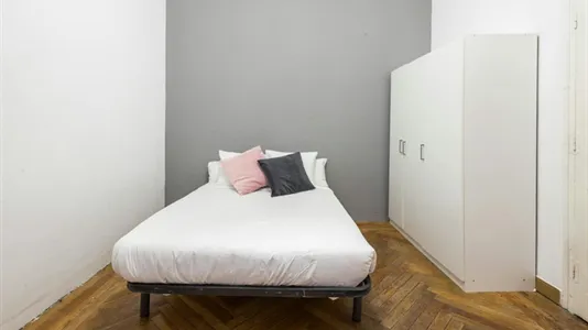 Rooms in Madrid Centro - photo 1