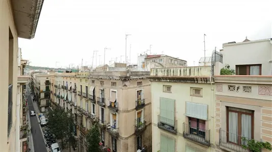 Rooms in Barcelona Ciutat Vella - photo 5