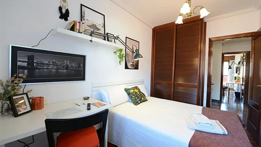 Rooms in Bilbao - photo 4