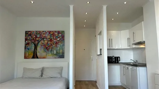Apartments in Berlin Charlottenburg-Wilmersdorf - photo 2