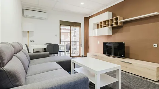 Apartments in Burjassot - photo 7