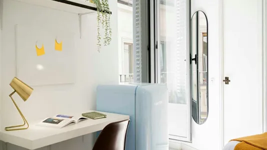 Rooms in Madrid Centro - photo 8