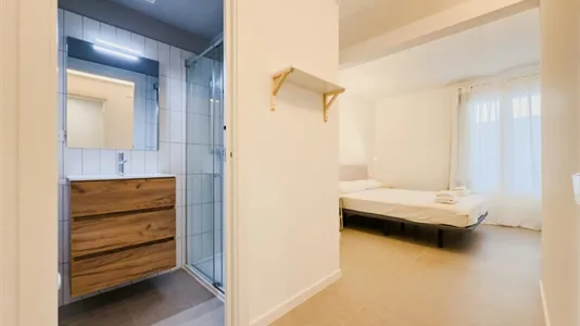 Apartments in Barcelona Sants-Montjuïc - photo 5