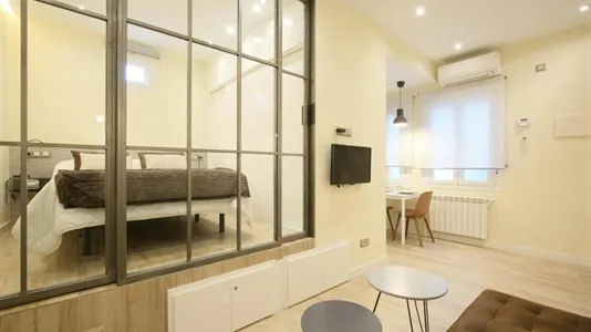 Apartments in Madrid Chamberí - photo 8
