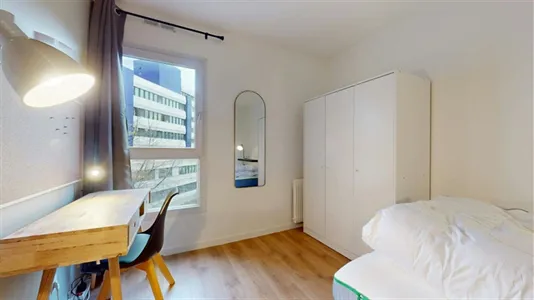 Rooms in Bobigny - photo 2