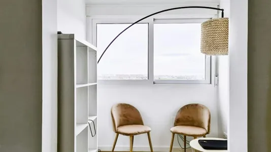 Rooms in el Camí de Vera - photo 3