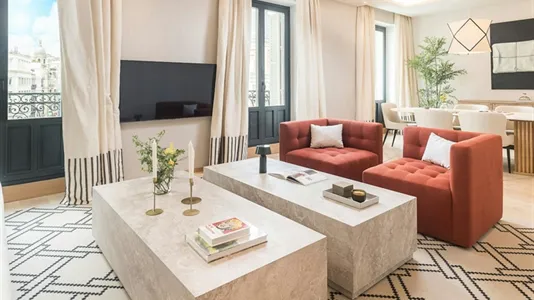 Apartments in Madrid Retiro - photo 7