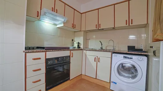 Rooms in Barcelona Sants-Montjuïc - photo 8