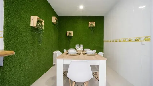 Rooms in Madrid Retiro - photo 9