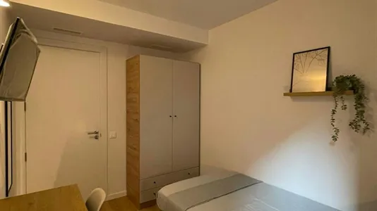 Rooms in L'Hospitalet de Llobregat - photo 2