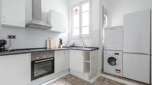 Rooms in Barcelona Gràcia - photo 7