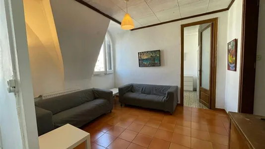 Rooms in Barcelona Ciutat Vella - photo 10