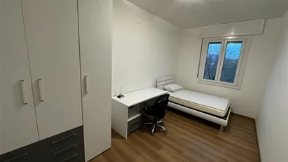 Room for rent in Milano Zona 5 - Vigentino, Chiaravalle, Gratosoglio, Milan