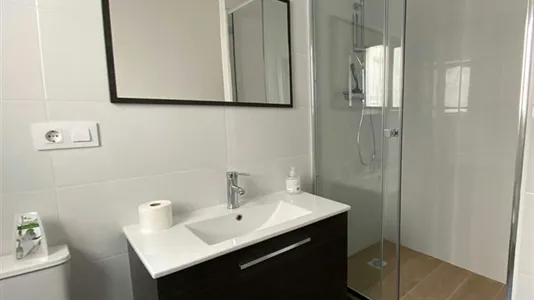 Rooms in L'Hospitalet de Llobregat - photo 8