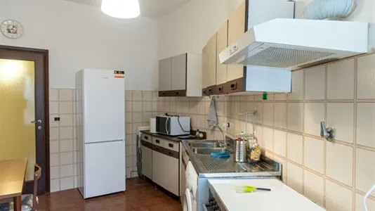 Rooms in Roma Municipio II – Parioli/Nomentano - photo 7