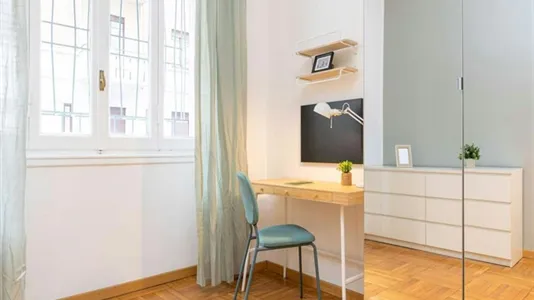 Rooms in Milano Zona 8 - Fiera, Gallaratese, Quarto Oggiaro - photo 3