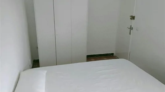 Rooms in Sabadell - photo 2