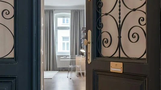 Apartments in Vienna Landstraße - photo 2