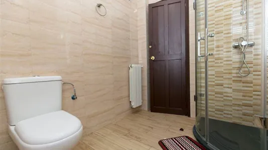 Rooms in Granada - photo 6