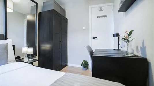 Rooms in Barcelona Sant Martí - photo 3